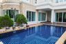 6 Bedroom House for Sale or Rent in Bang Khae, Bangkok near MRT Lak Song