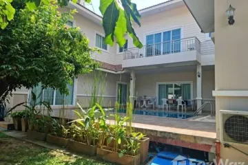 6 Bedroom House for rent in Chang Phueak, Chiang Mai