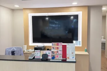 Commercial for rent in Khlong Toei, Bangkok near MRT Queen Sirikit National Convention Centre