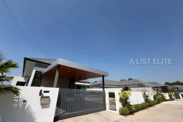 3 Bedroom House for rent in Pong, Chonburi