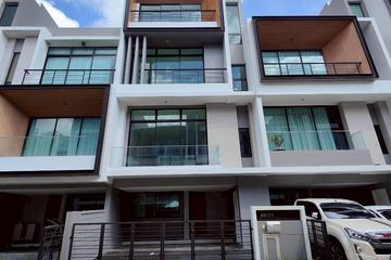 3 Bedroom Townhouse for sale in NIRVANA BEYOND RAMA 9, Saphan Sung, Bangkok
