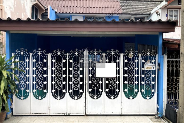 2 Bedroom Townhouse For Rent