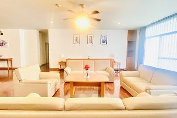 3 Bedroom Apartment for rent in Aramvej Apartment, Khlong Tan Nuea, Bangkok near BTS Phrom Phong