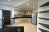 3 Bedroom Apartment for rent in P & P Court, Khlong Toei Nuea, Bangkok near MRT Sukhumvit