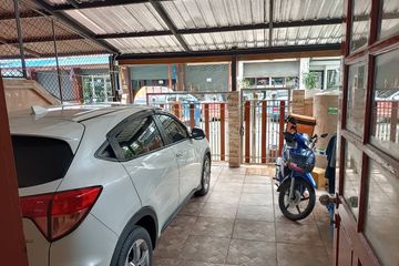 4 Bedroom Townhouse for sale in Lat Phrao, Bangkok