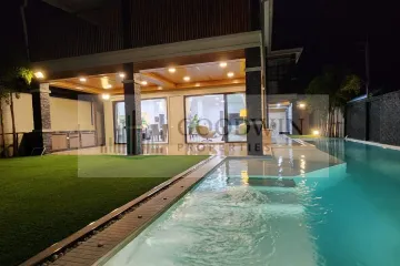 5 Bedroom House for Sale or Rent in The Shades Villas, Pong, Chonburi