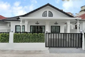 3 Bedroom House for sale in Eakmongkol Village 3, Nong Prue, Chonburi