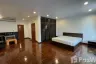 5 Bedroom Townhouse for sale in Ekkamai Villas, Khlong Tan Nuea, Bangkok near BTS Ekkamai