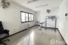 5 Bedroom Townhouse for Sale or Rent in Ekkamai Villas, Khlong Tan Nuea, Bangkok near BTS Ekkamai
