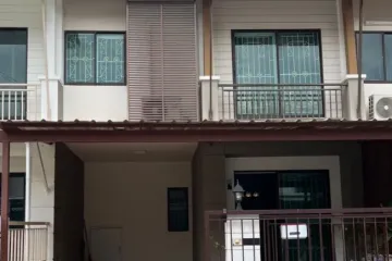 3 Bedroom Townhouse for Sale or Rent in Pruksa Ville Pattanakarn, Suan Luang, Bangkok