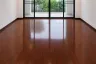 3 Bedroom Townhouse for rent in Bang Lamphu Lang, Bangkok near BTS Wongwian Yai
