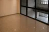 3 Bedroom Townhouse for rent in Bang Lamphu Lang, Bangkok near BTS Wongwian Yai