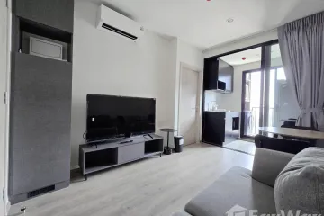 1 Bedroom Condo for rent in NUE District R9, Huai Khwang, Bangkok near MRT Phra Ram 9