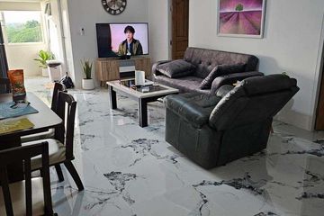 2 Bedroom Condo for rent in Nong Pa Khrang, Chiang Mai