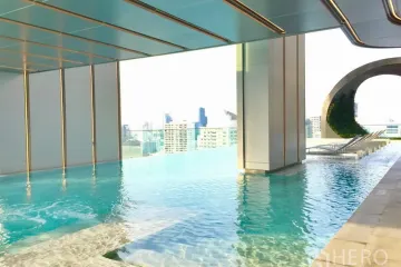 1 Bedroom Condo for rent in Edge Sukhumvit 23, Khlong Toei Nuea, Bangkok near BTS Asoke