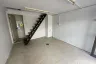 Commercial for rent in Khlong Tan Nuea, Bangkok