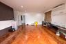 4 Bedroom Office for Sale or Rent in Huai Khwang, Bangkok