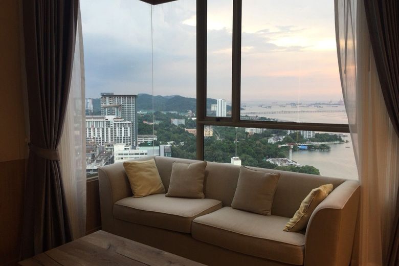 1 Bedroom Condo
