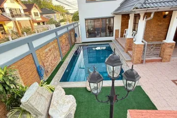 5 Bedroom House for Sale or Rent in Central Park 5 Village, Nong Prue, Chonburi