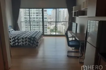 Condo for rent in Noble Refine, Khlong Tan, Bangkok near BTS Phrom Phong