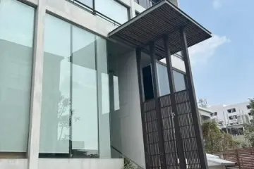 3 Bedroom Office for rent in Bang Chak, Bangkok near BTS Punnawithi