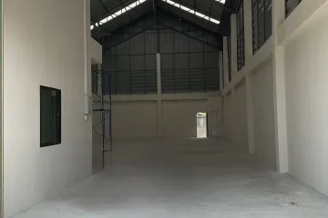 Warehouse / Factory for rent in Rahaeng, Pathum Thani