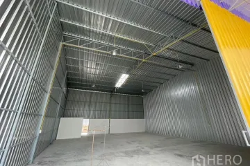 Warehouse / Factory for rent in Bang Kraso, Nonthaburi near MRT Yaek Nonthaburi 1