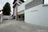 3 Bedroom Warehouse / Factory for Sale or Rent in Nawamin, Bangkok