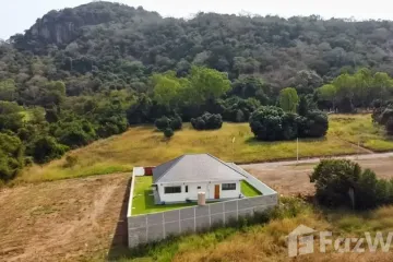 3 Bedroom House for sale in Nong Kae, Prachuap Khiri Khan