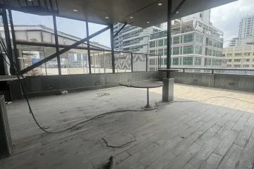 4 Bedroom Commercial for rent in Khlong Toei, Bangkok