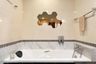 1 Bedroom Condo for rent in Baan Klang Krung Siam - Pathumwan, Thanon Phetchaburi, Bangkok near BTS Ratchathewi