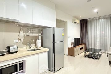 1 Bedroom Condo for sale in Huai Khwang, Bangkok
