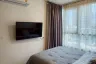 1 Bedroom Condo for rent in XT Huaikhwang, Din Daeng, Bangkok near MRT Huai Khwang