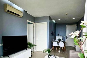 2 Bedroom Condo for sale in Huai Khwang, Bangkok