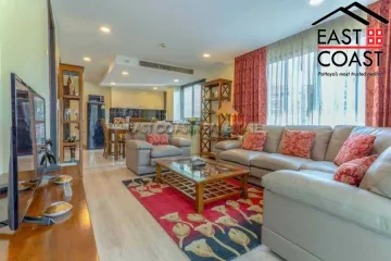 2 Bedroom Condo for sale in Na Kluea, Chonburi