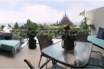 2 Bedroom Condo for sale in Na Kluea, Chonburi