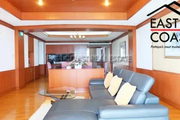 3 Bedroom Condo for rent in Na Kluea, Chonburi