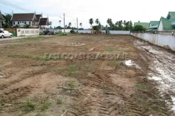 Land for sale in Huai Yai, Chonburi