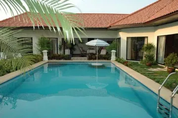 2 Bedroom Condo for sale in Nong Prue, Chonburi