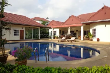 3 Bedroom House for sale in Nong Pla Lai, Chonburi