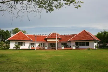 4 Bedroom House for Sale or Rent in Nong Prue, Chonburi