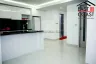 2 Bedroom Condo for rent in Na Kluea, Chonburi