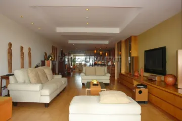 3 Bedroom Condo for rent in Na Kluea, Chonburi