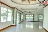 3 Bedroom House for sale in Na Kluea, Chonburi