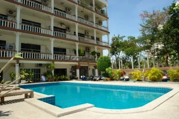 1 Bedroom Condo for sale in Nong Prue, Chonburi