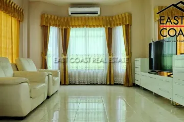 2 Bedroom House for rent in Na Kluea, Chonburi