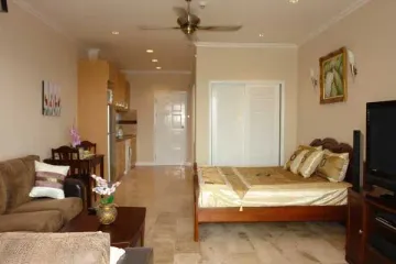 3 Bedroom Condo for sale in Na Jomtien, Chonburi