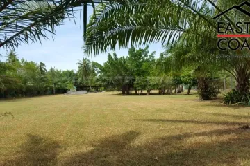 Land for sale in Huai Yai, Chonburi
