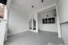 3 Bedroom Townhouse for rent in Bang Chak, Bangkok