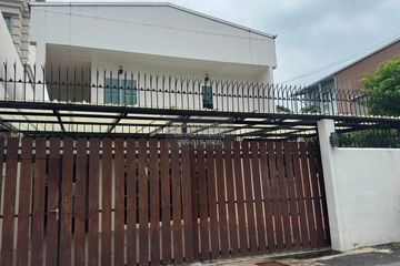 2 Bedroom Townhouse for sale in Suan Luang, Bangkok near MRT Khlong Kalantan